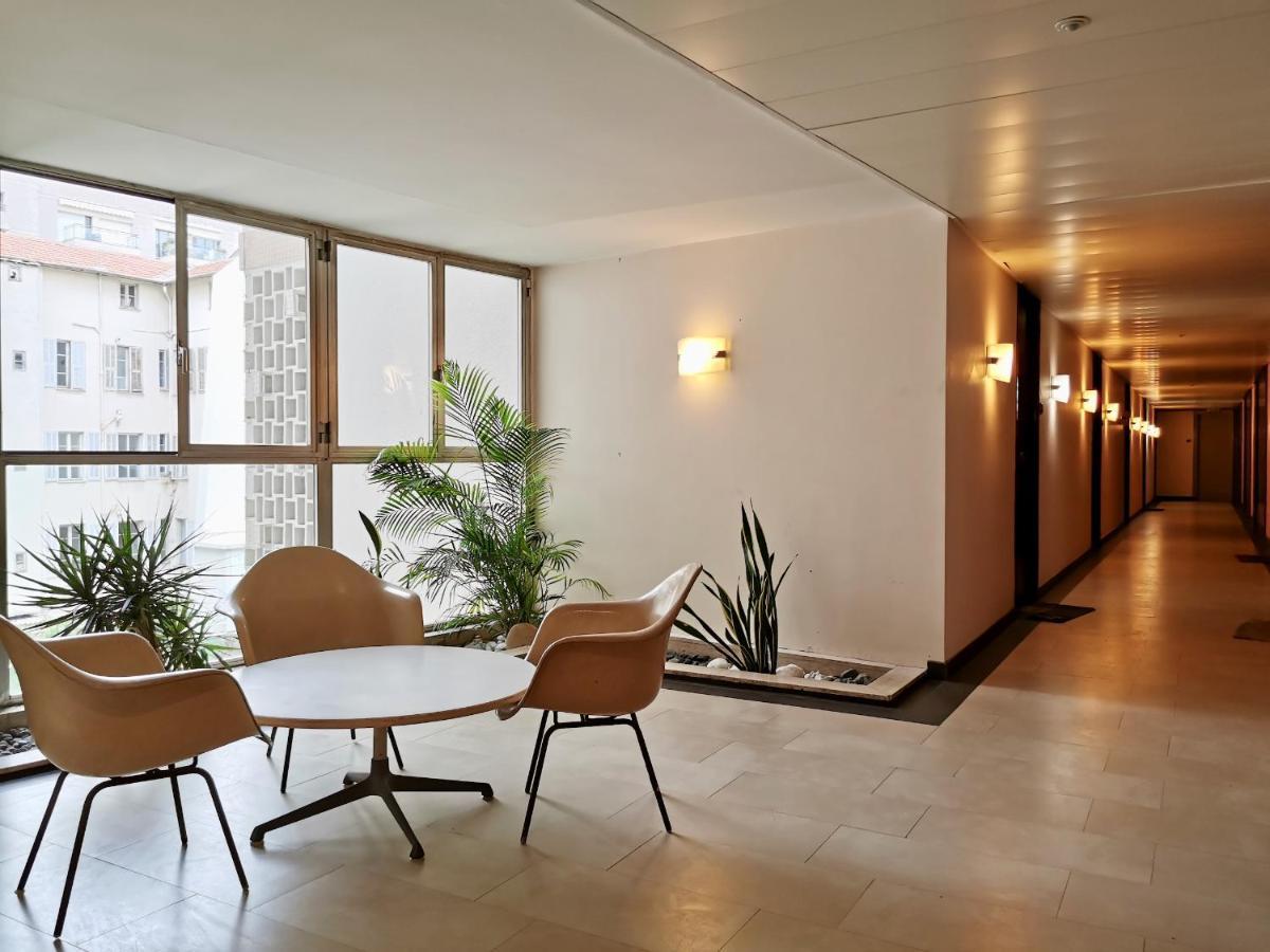 Studio Royal Lux By Booking Guys Apartment Nice Exterior photo